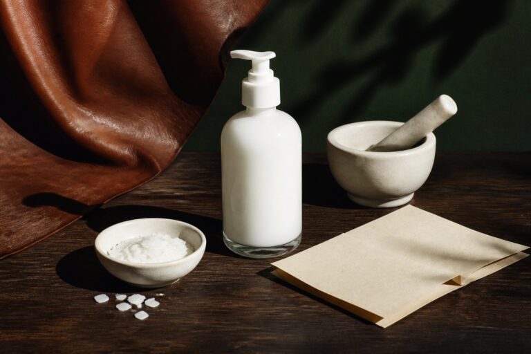 Cetyl Alcohol : ce que fait vraiment cet alcool gras
